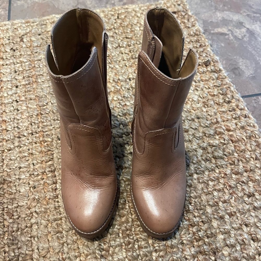 Lucky Brand Chunky Heel Brown Booties